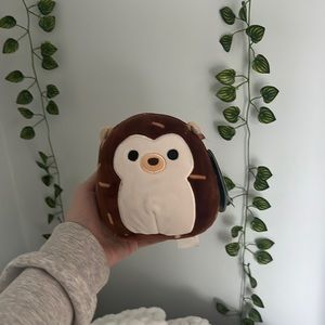 NWT SQUISHMELLOW
